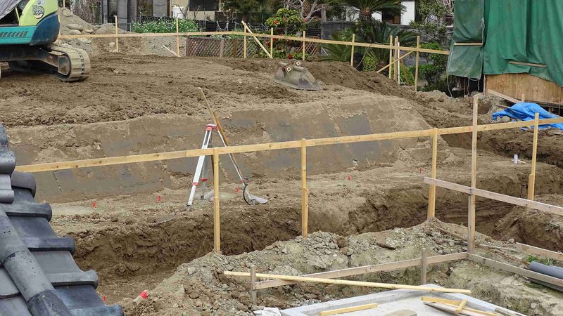 装修工期的具体计算需要根据以下因素来确定：